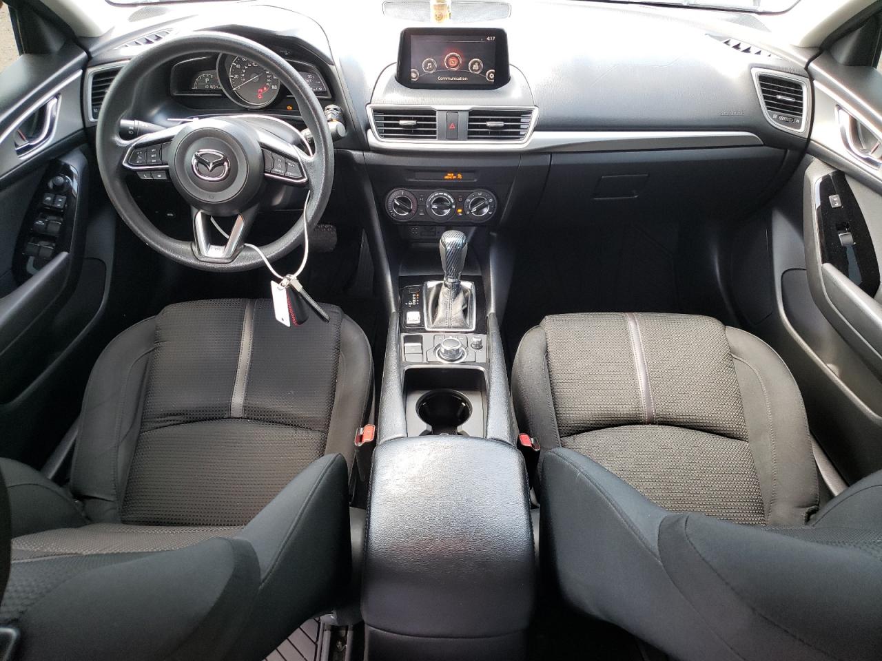 3MZBN1U73JM213219 2018 Mazda 3 Sport