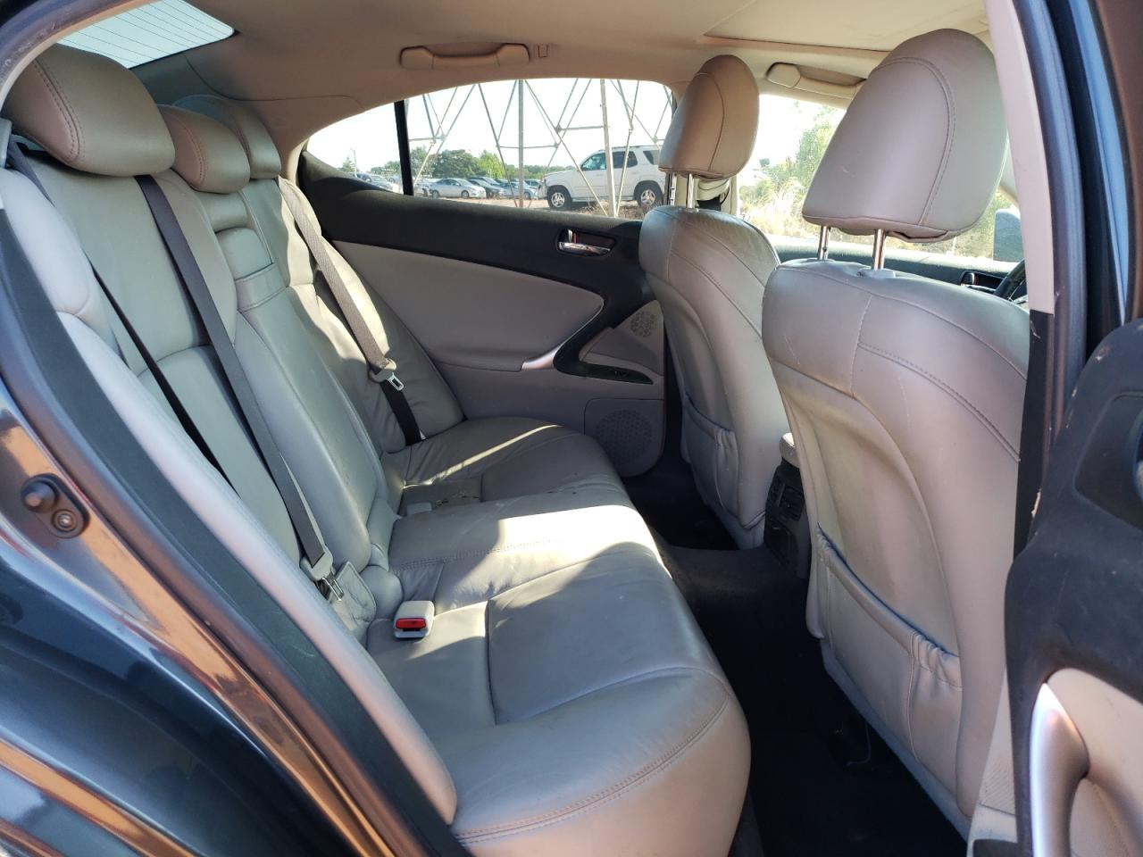 JTHCK262485023337 2008 Lexus Is 250