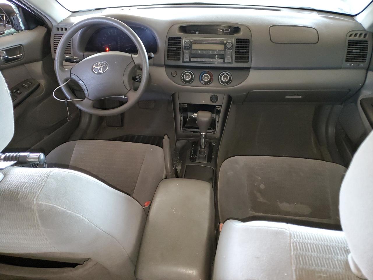 4T1BE32K75U524333 2005 Toyota Camry Le