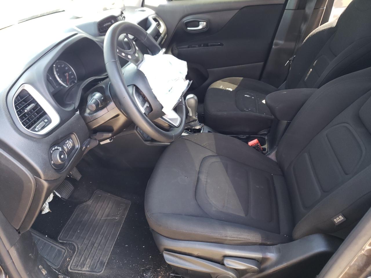 ZACCJBBB5JPJ44947 2018 Jeep Renegade Latitude