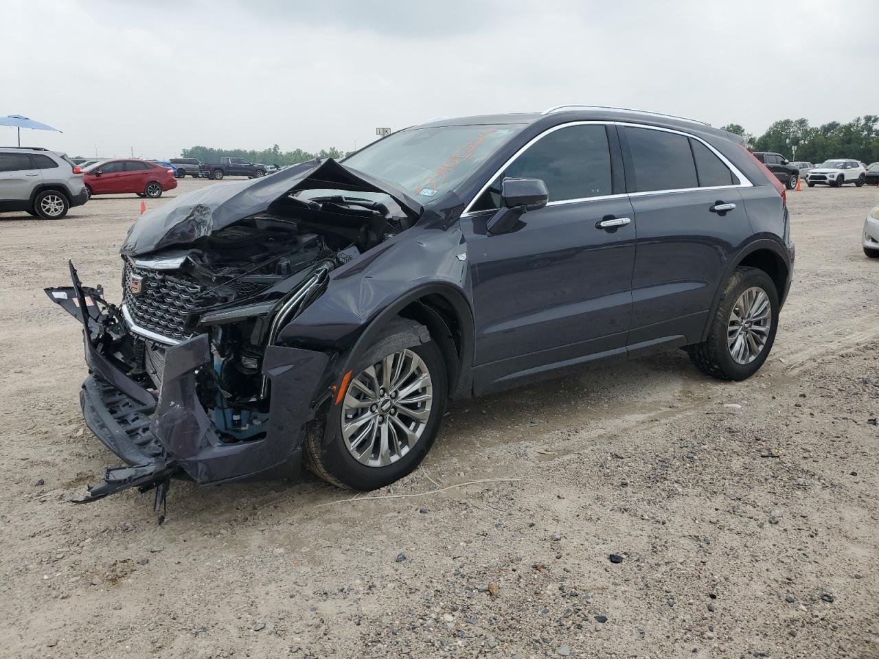 2024 Cadillac Xt4 Premium Luxury vin: 1GYFZCR44RF126955