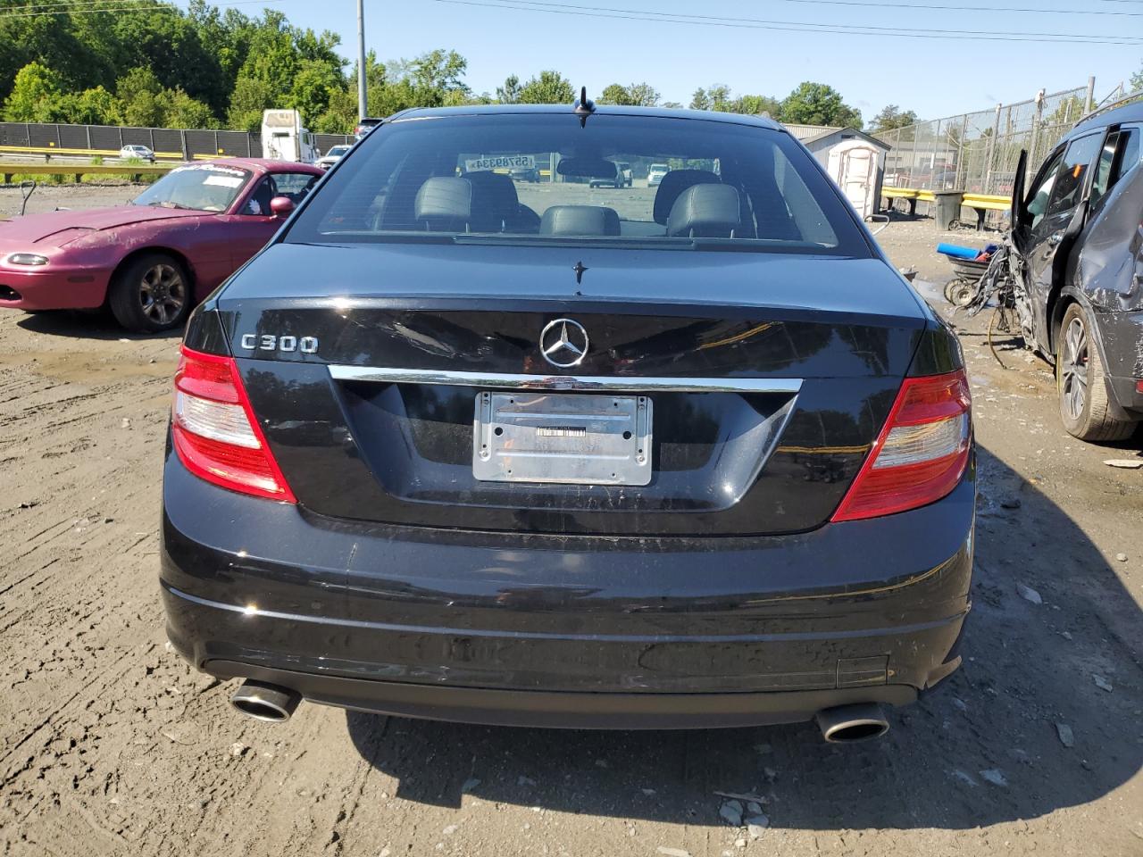 WDDGF5EB4BR177515 2011 Mercedes-Benz C 300
