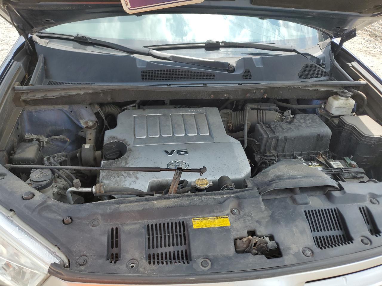 5TDBK3EH1DS209172 2013 Toyota Highlander Base