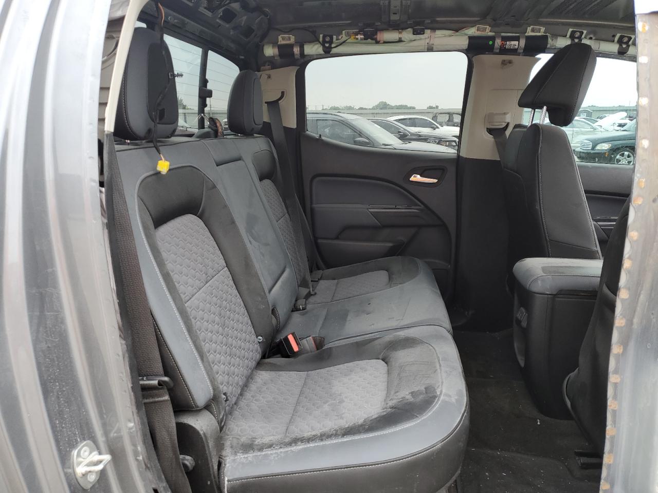 1GCGSDEN8J1121052 2018 Chevrolet Colorado Z71