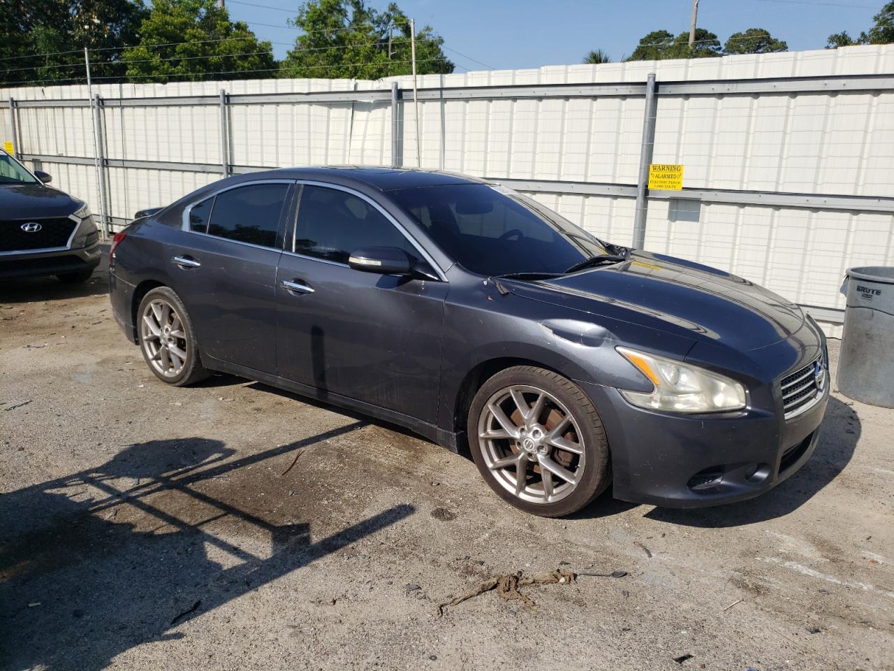 1N4AA5AP4AC843232 2010 Nissan Maxima S