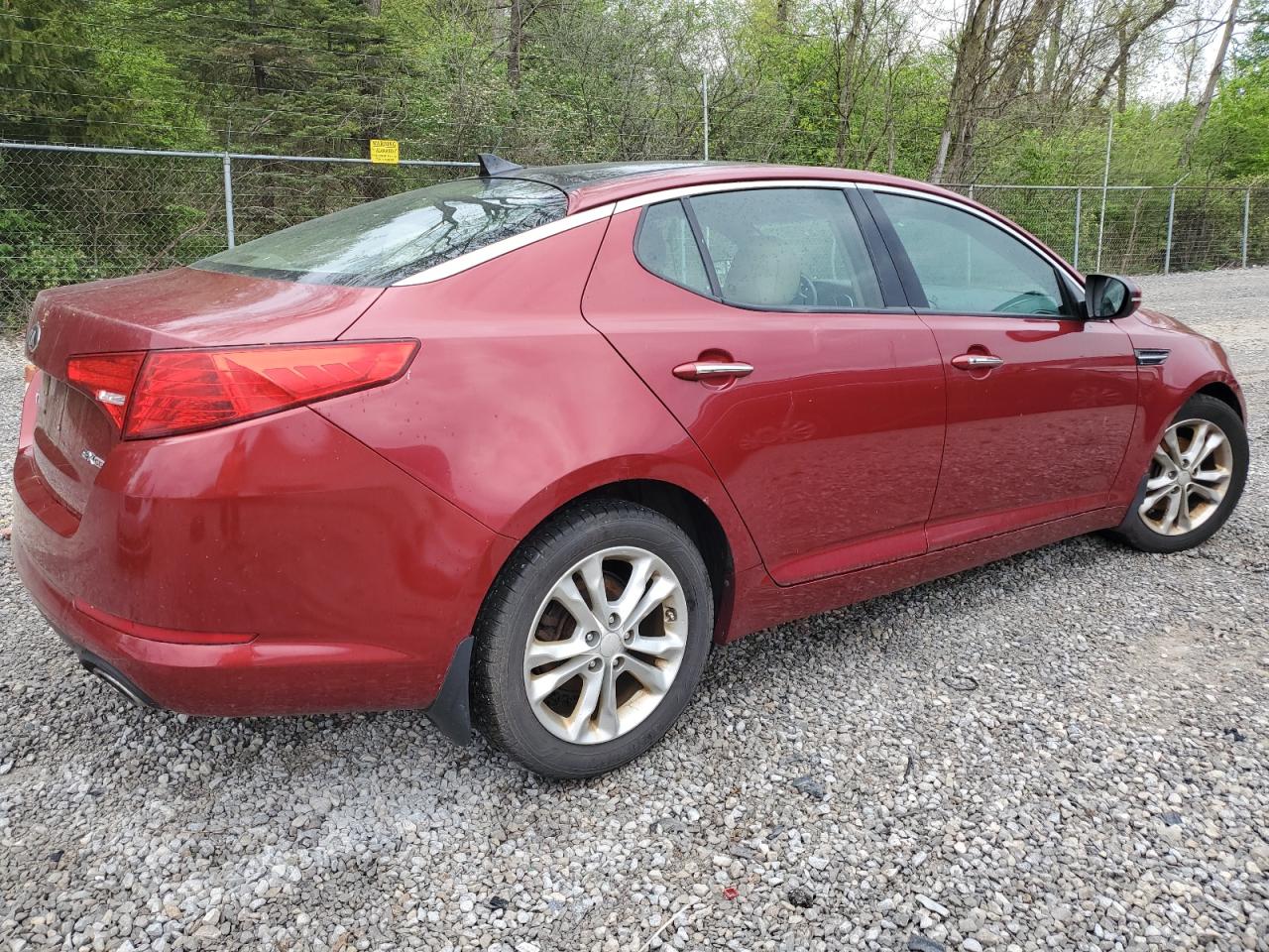 2013 Kia Optima Ex vin: 5XXGN4A77DG165325