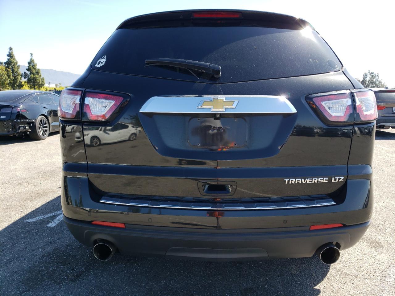 1GNKRJKD4GJ148801 CHEVROLET TRAVERSE 2016