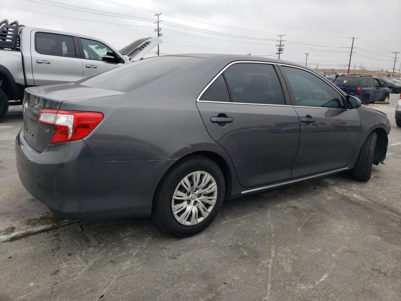 4T4BF1FK7ER399710 2014 Toyota Camry L