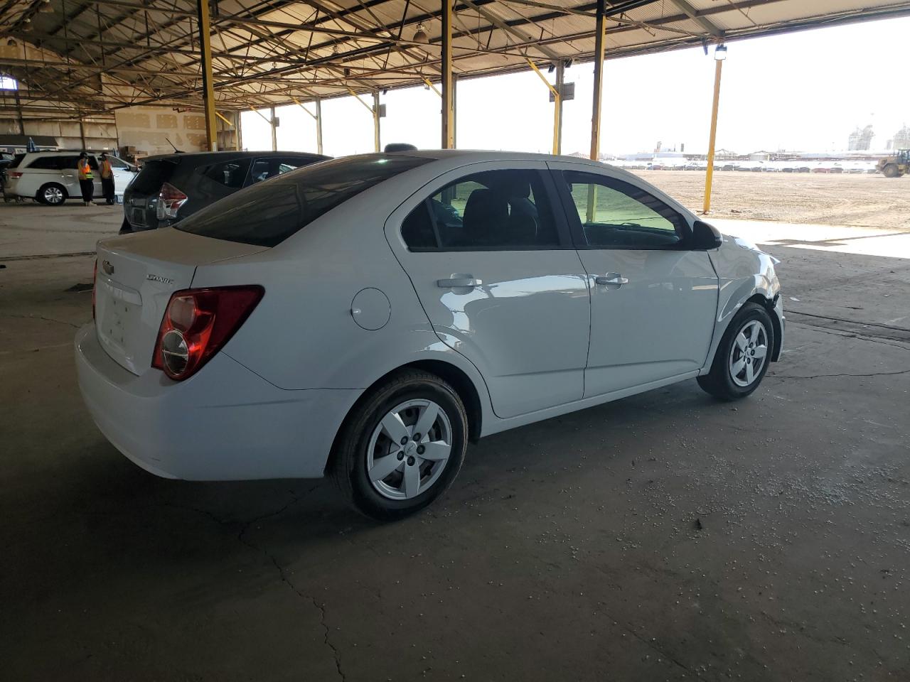 1G1JA5SH8F4215556 2015 Chevrolet Sonic Ls