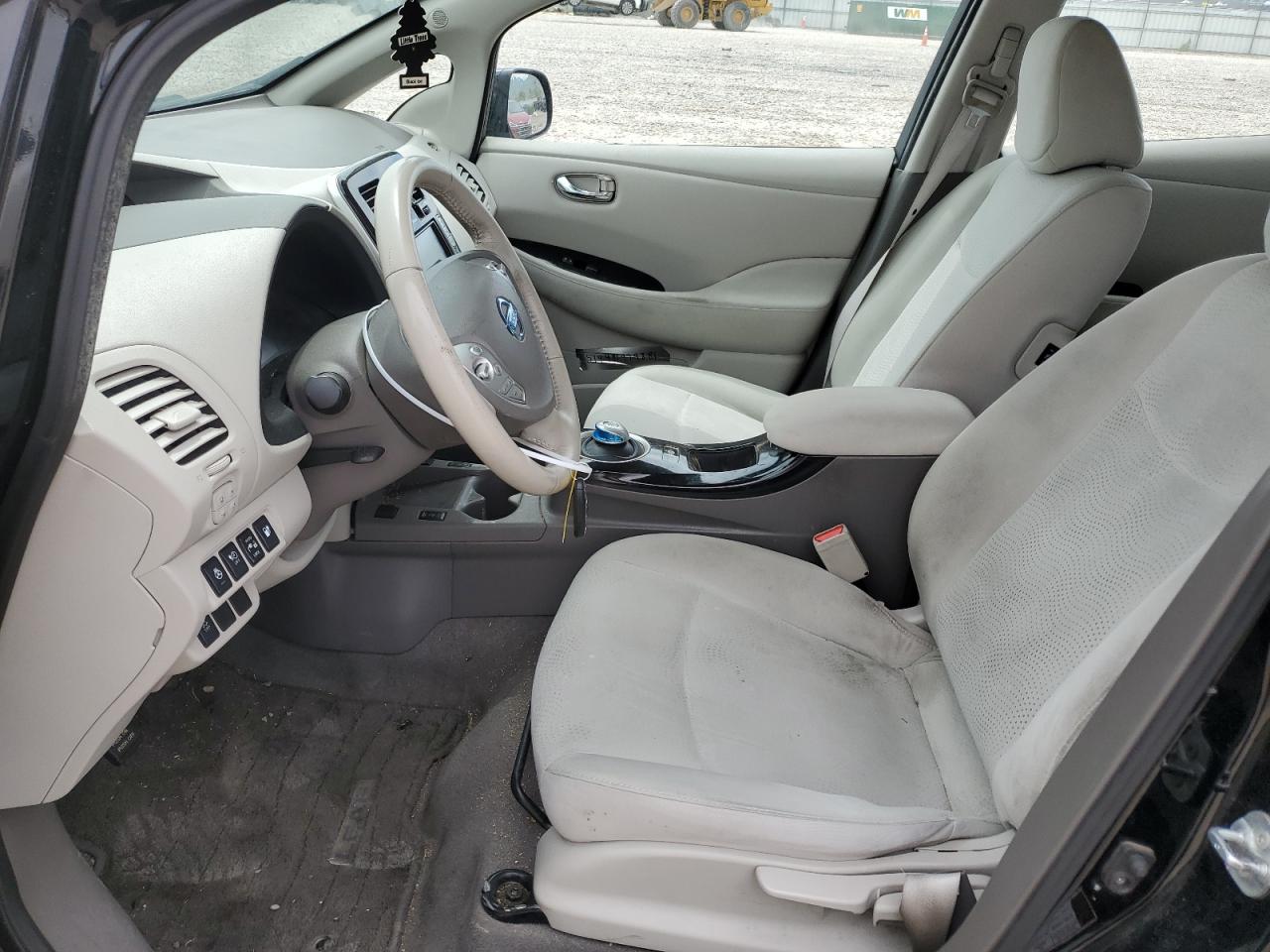 1N4AZ0CP9FC301737 2015 Nissan Leaf S