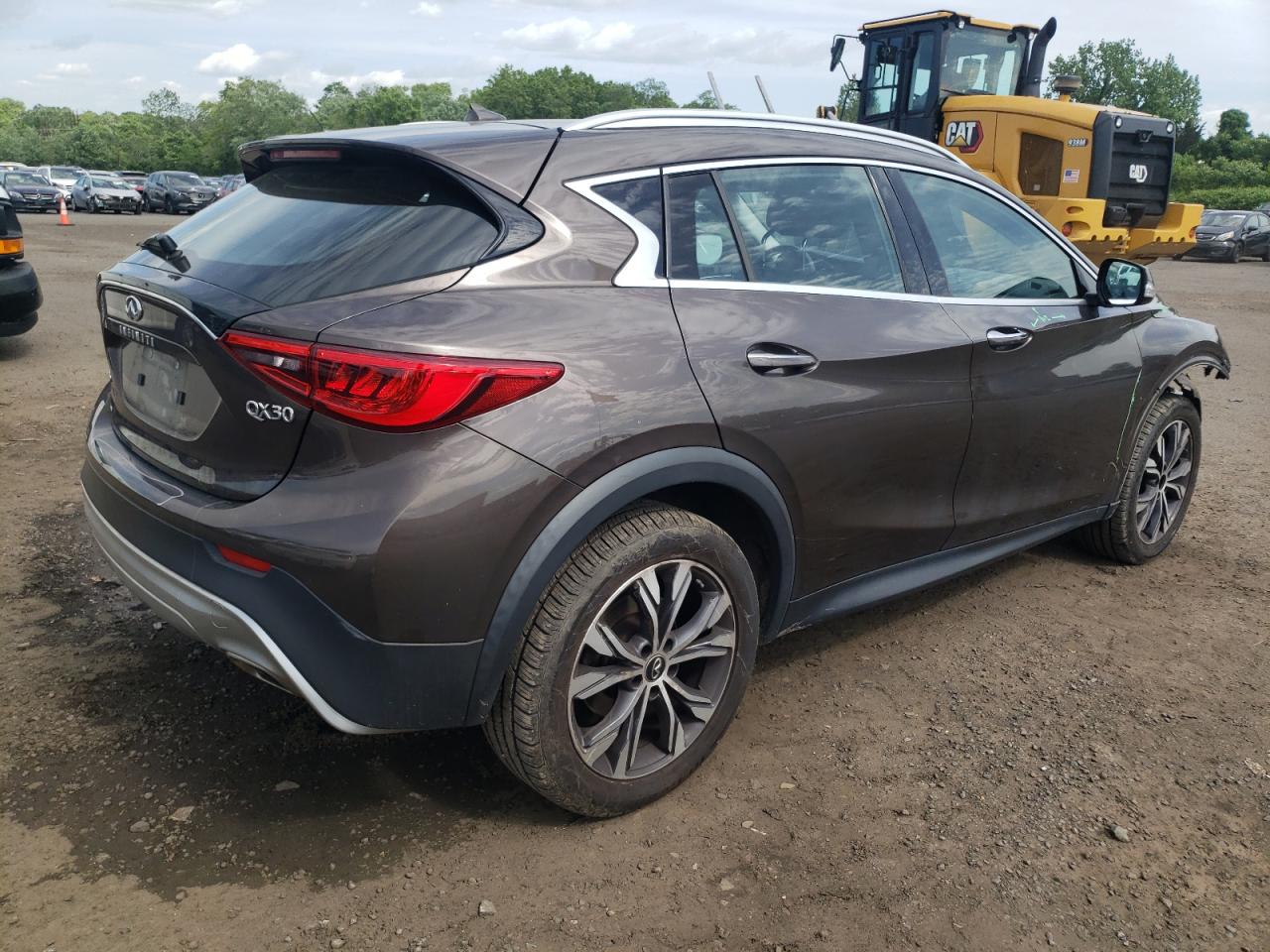 2017 Infiniti Qx30 Base vin: SJKCH5CRXHA030106