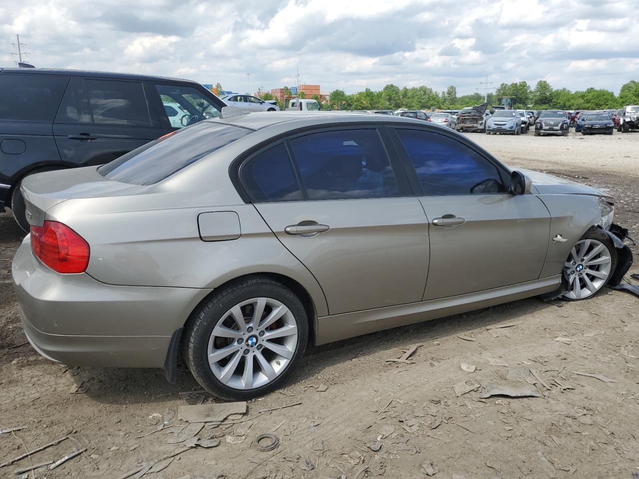 WBAPK73589A452551 2009 BMW 328 Xi