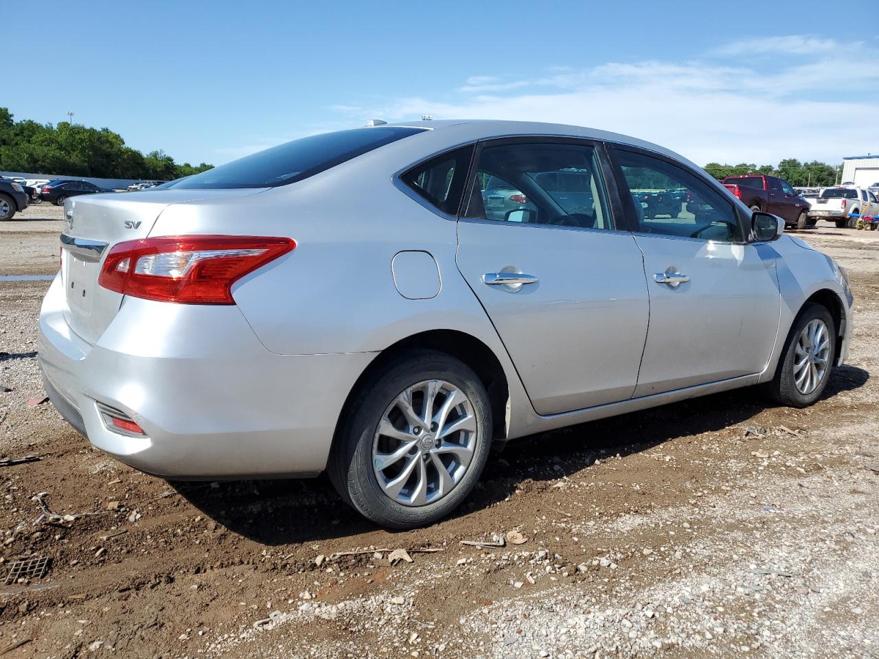 3N1AB7AP4JY239631 2018 Nissan Sentra S