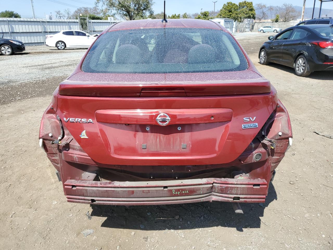 3N1CN7AP8HL810822 2017 Nissan Versa S