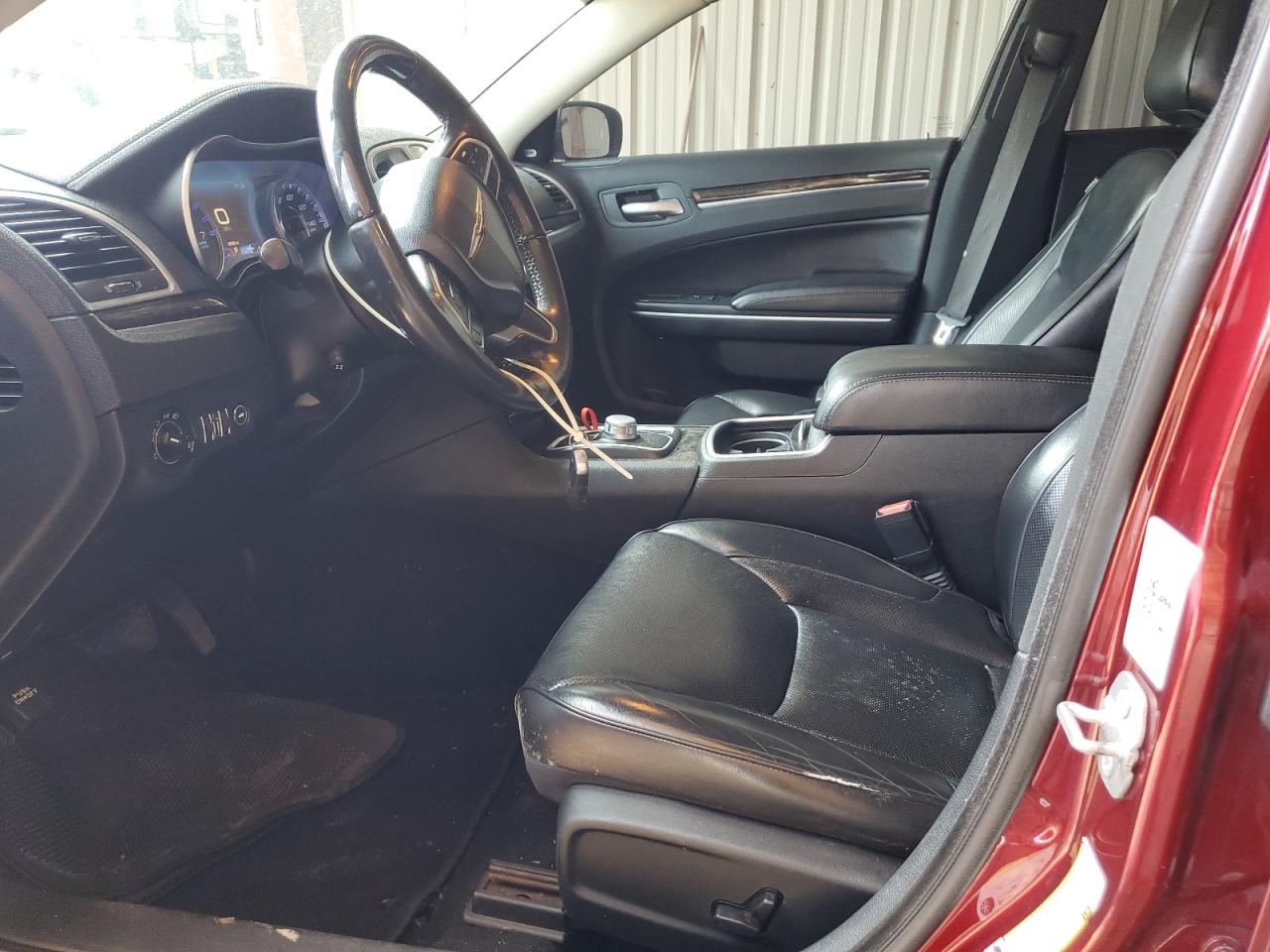 2C3CCAEG4KH585717 2019 Chrysler 300 Limited