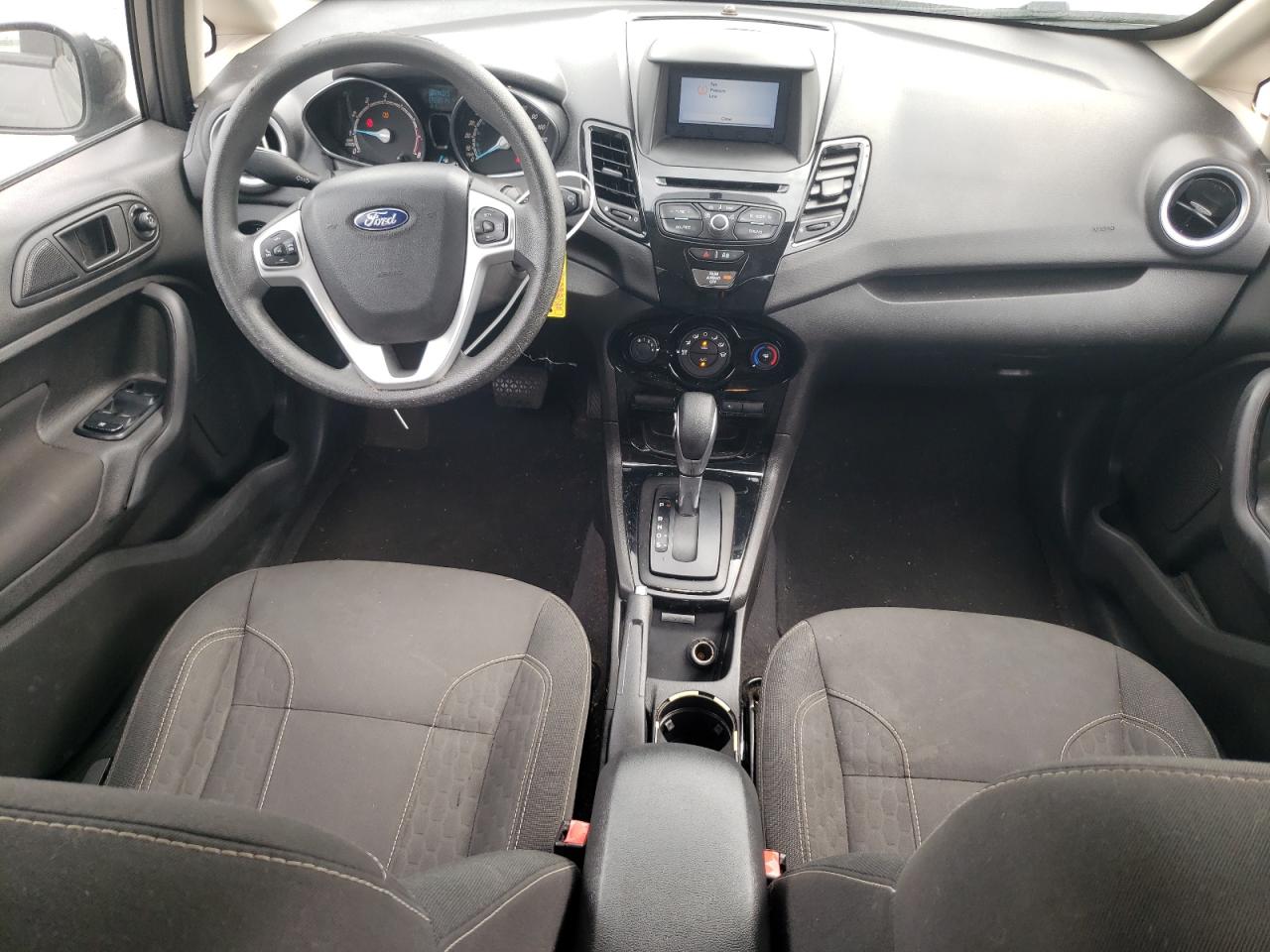 3FADP4BJ1KM148951 2019 Ford Fiesta Se