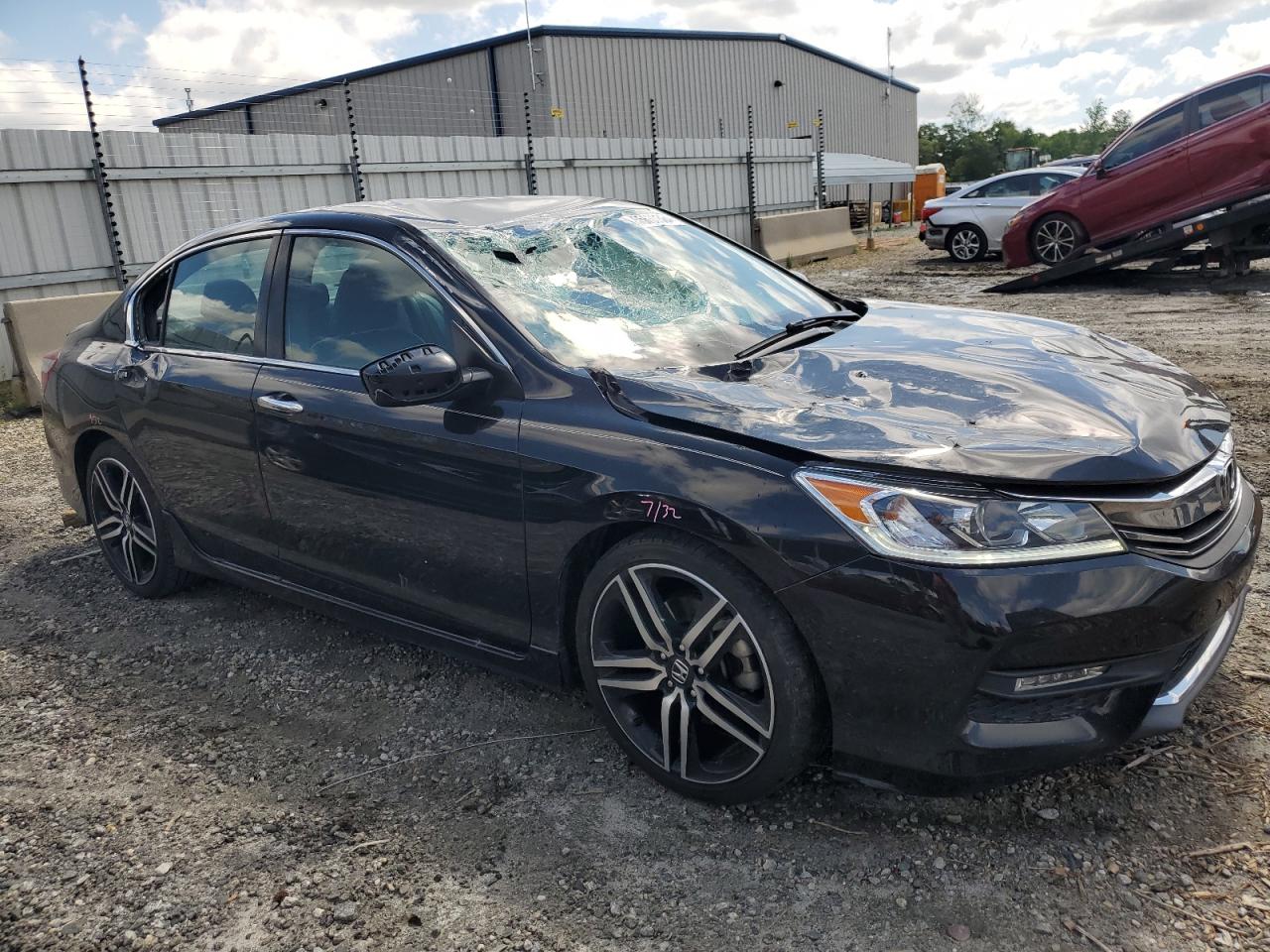 1HGCR2F1XHA078047 HONDA ACCORD 2017