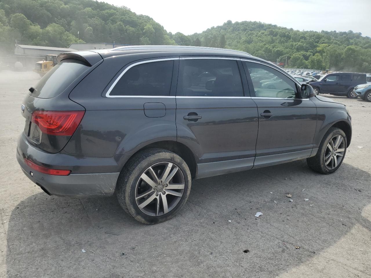 WA1LGAFE2BD006034 2011 Audi Q7 Premium Plus