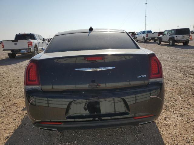 2C3CCAAGXJH324595 2018 Chrysler 300 Touring