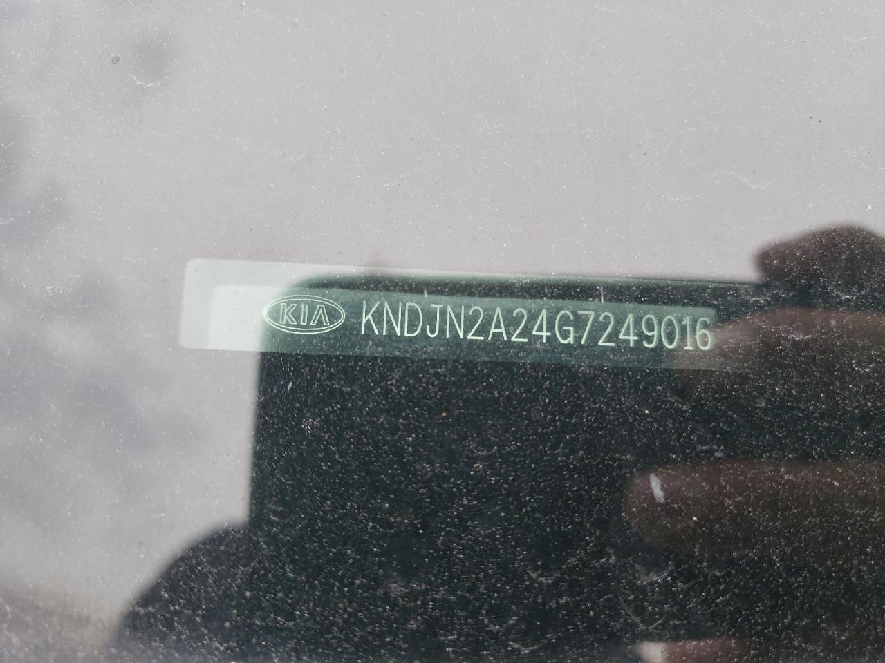 KNDJN2A24G7249016 2016 Kia Soul