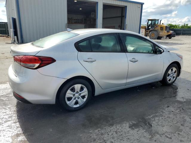 2018 Kia Forte Lx VIN: 3KPFK4A76JE262055 Lot: 54128614