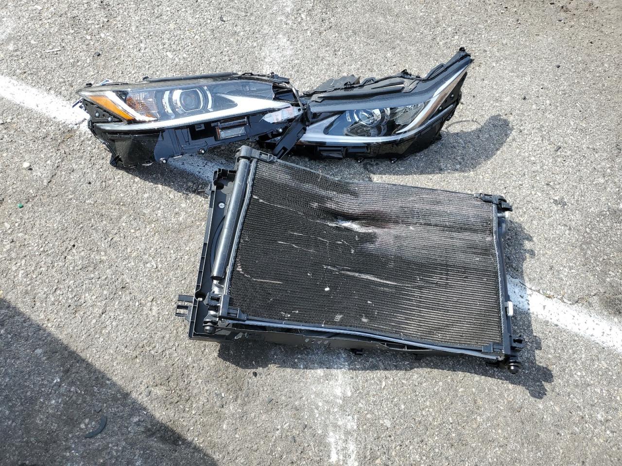 58AEZ1B19NU130208 2022 Lexus Es 350 Base