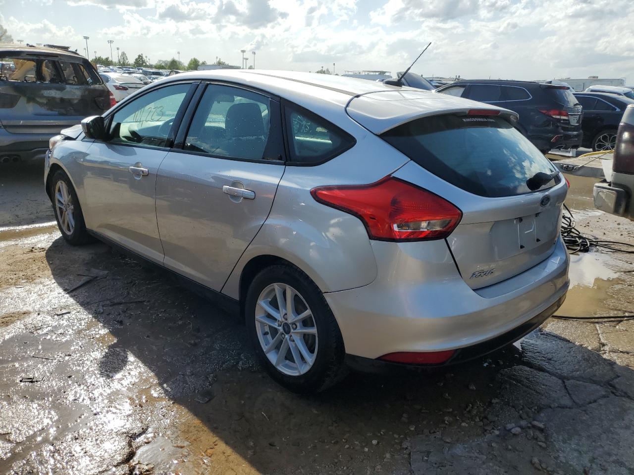 1FADP3K27JL231884 2018 Ford Focus Se