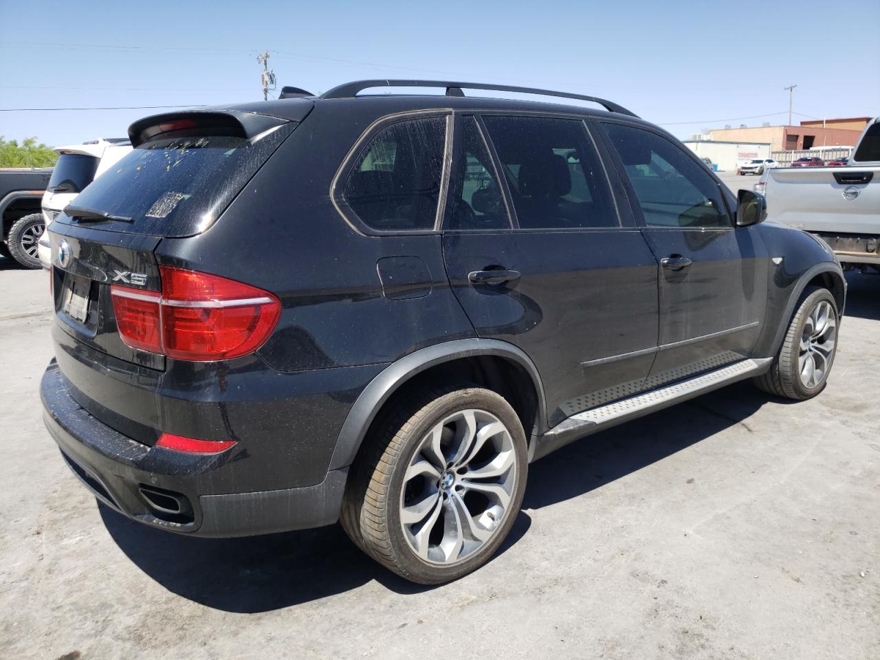 2013 BMW X5 xDrive50I vin: 5UXZV8C51DL899050