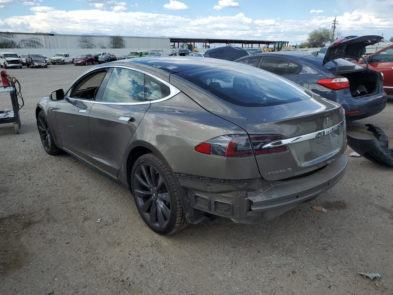 5YJSA1E23GF122384 2016 Tesla Model S