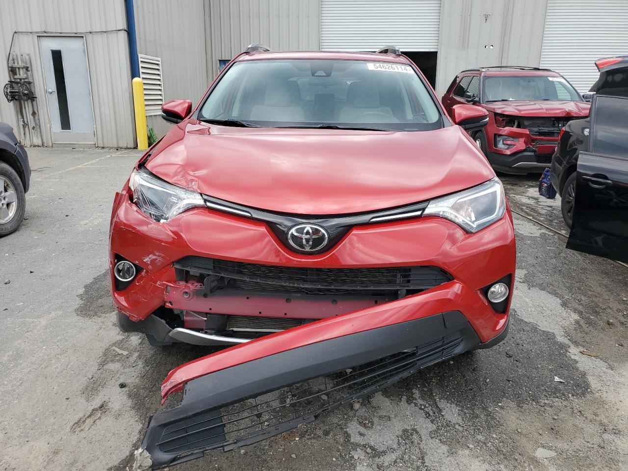 JTMWFREV6HJ115175 2017 Toyota Rav4 Xle