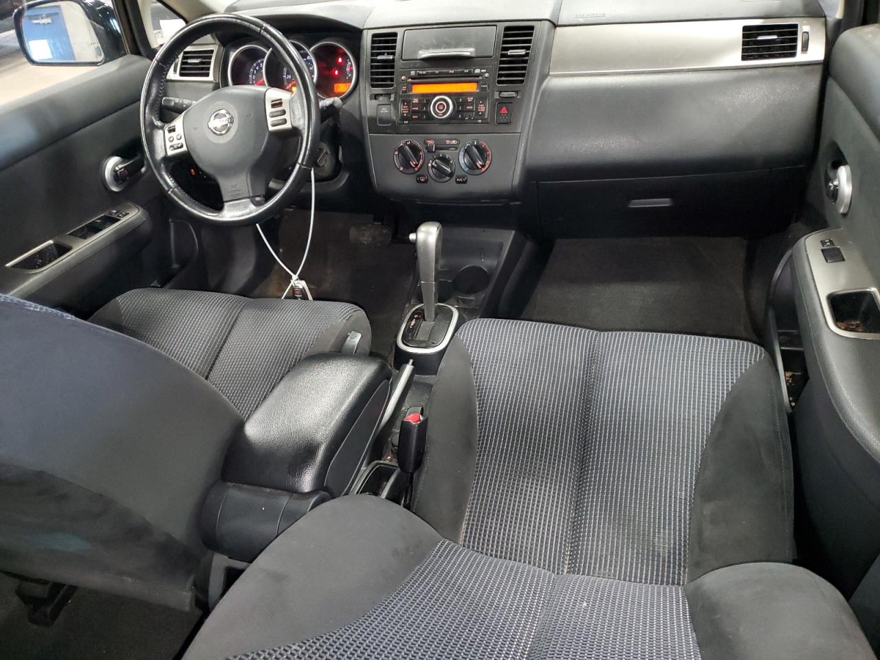 3N1BC1CP2BL392714 2011 Nissan Versa S