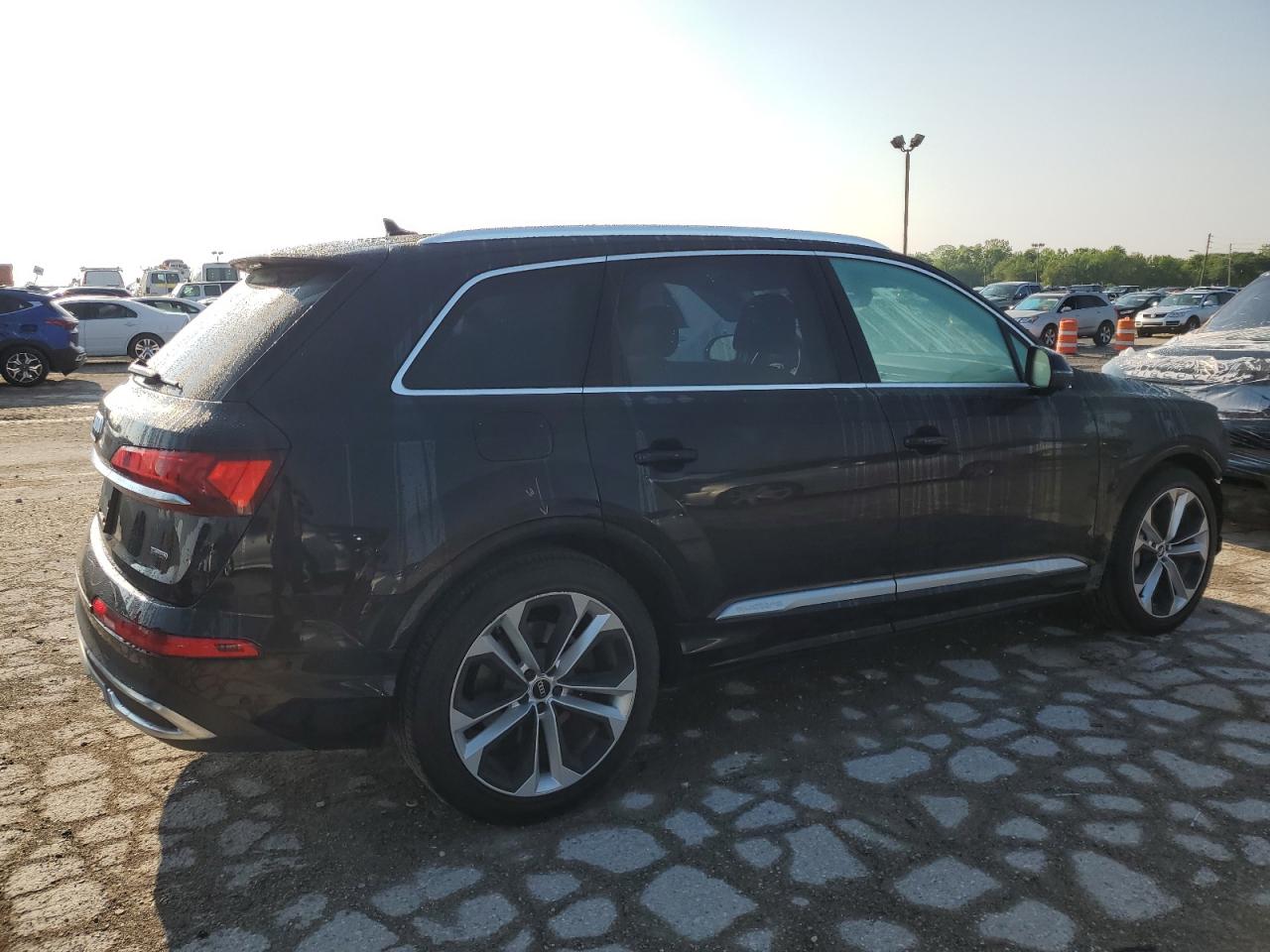 WA1VXAF76MD021505 2021 Audi Q7 Prestige