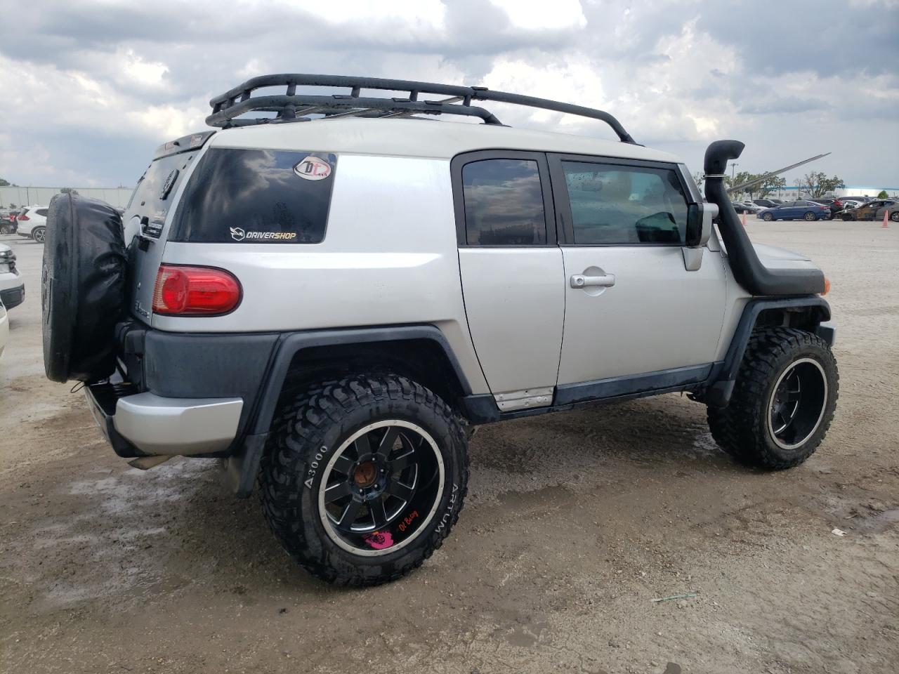 JTEBU11F470100565 2007 Toyota Fj Cruiser