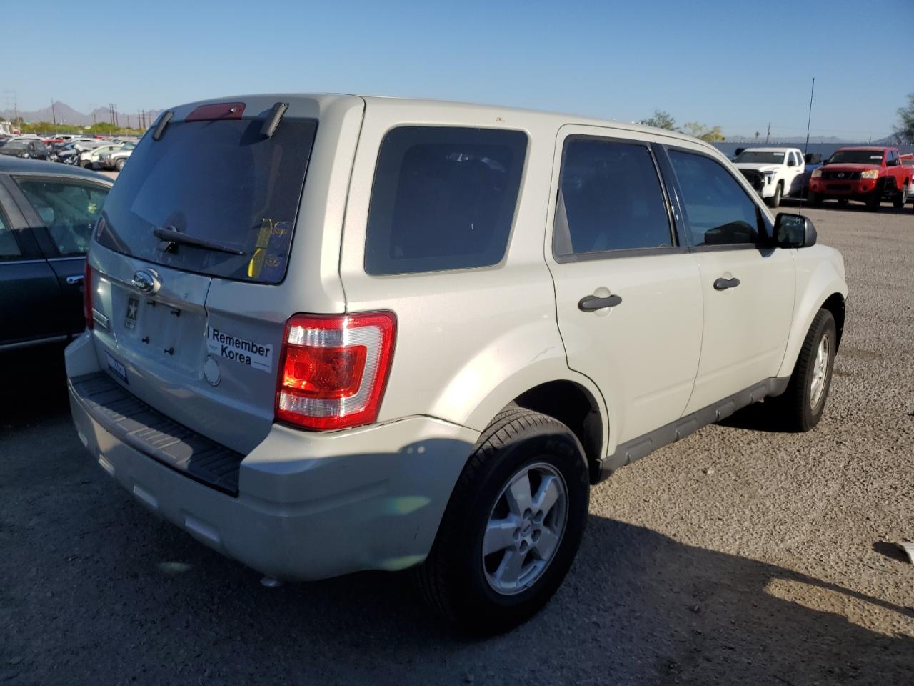 1FMCU02759KA19586 2009 Ford Escape Xls