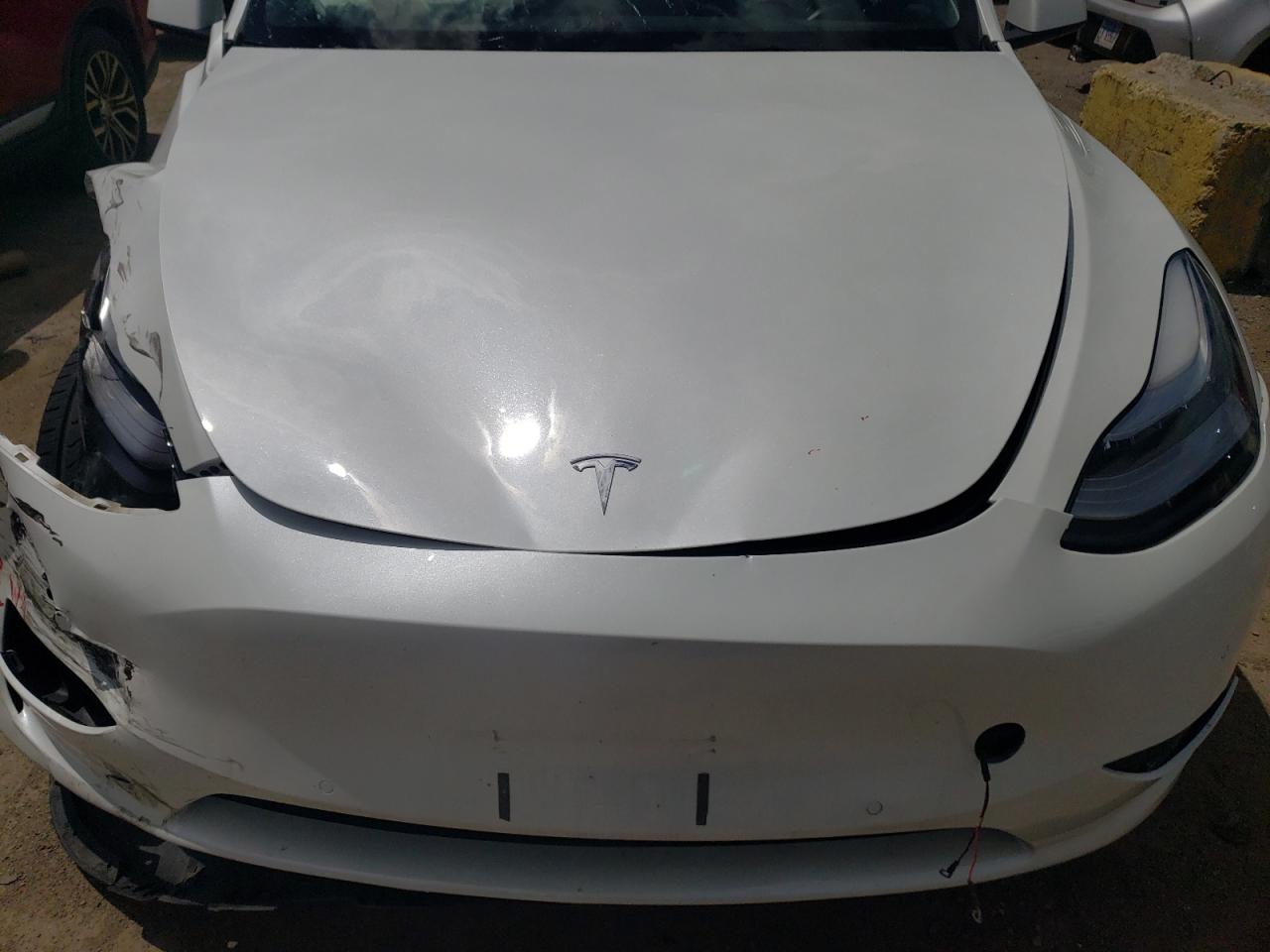 5YJYGDEE6MF131581 2021 Tesla Model Y