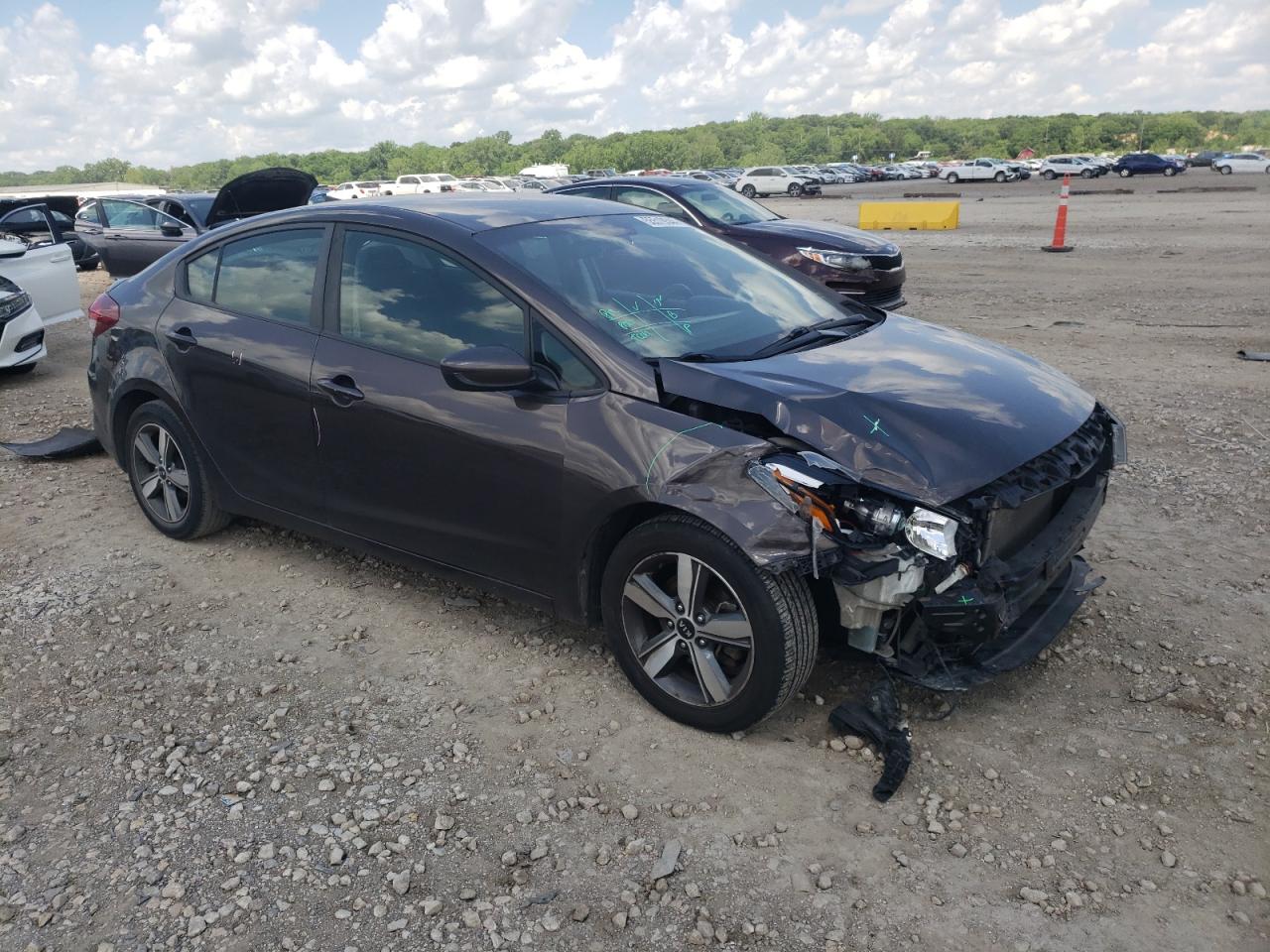 3KPFL4A70JE214743 2018 Kia Forte Lx