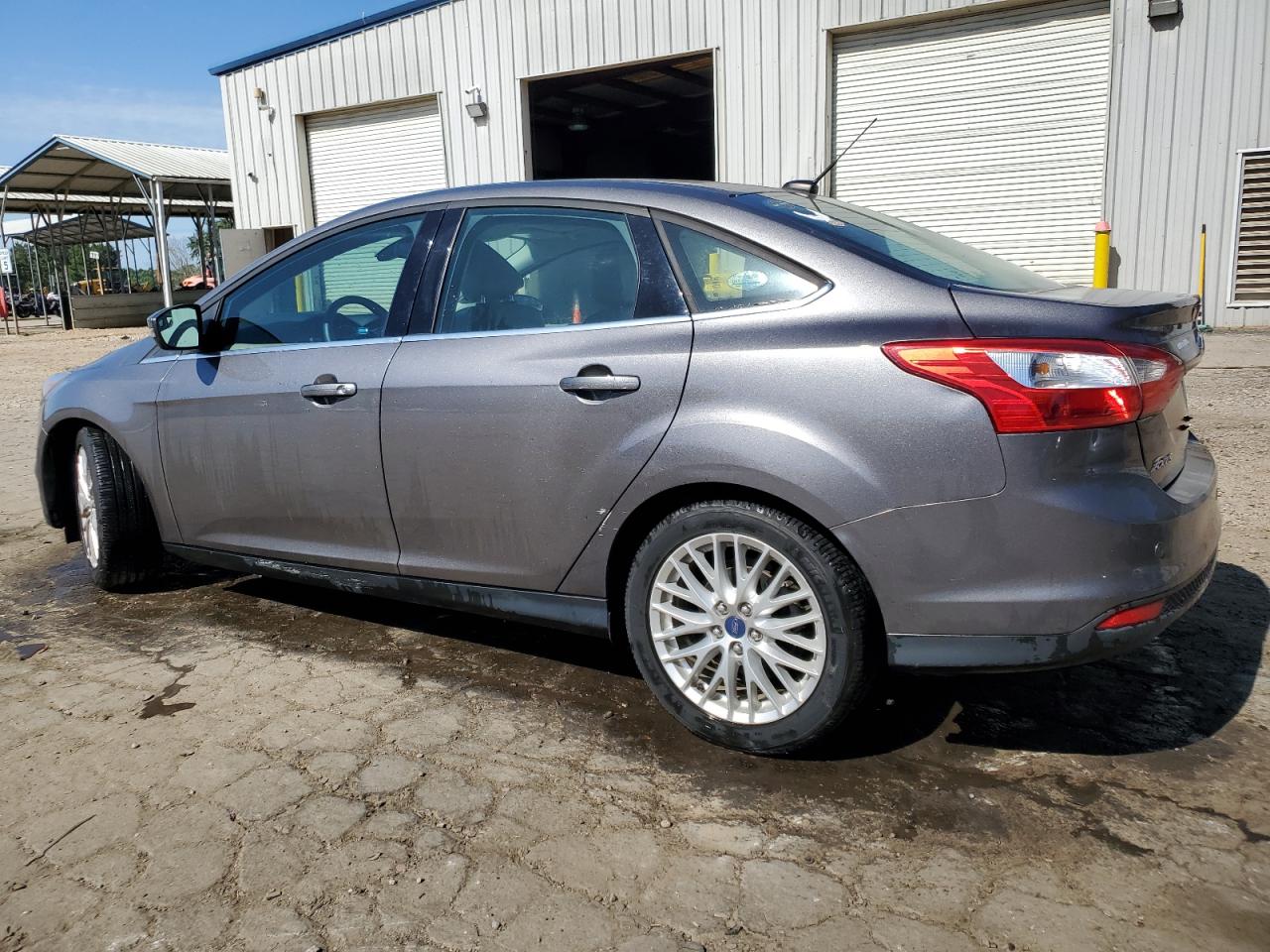 2012 Ford Focus Sel vin: 1FAHP3H25CL413255