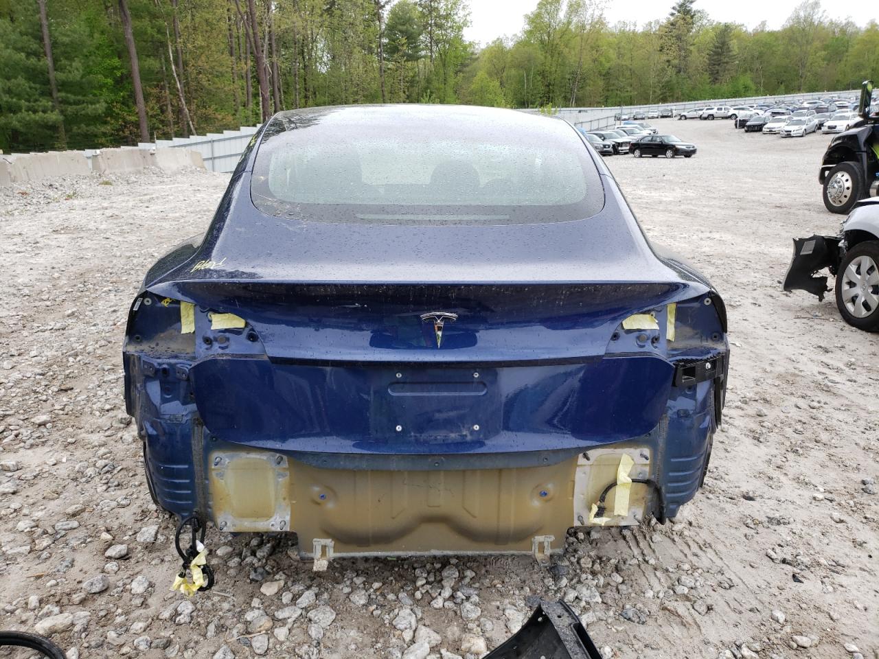 5YJ3E1EB1JF063612 2018 Tesla Model 3