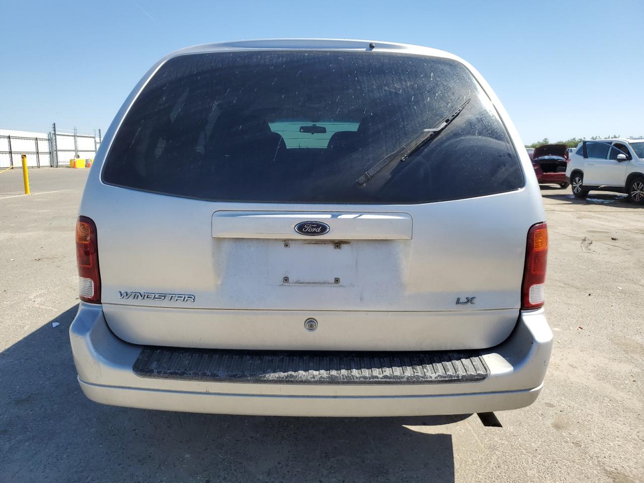 2FMZA51482BA44392 2002 Ford Windstar Lx