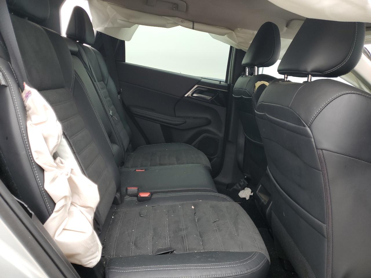 JA4J4UA8XNZ045092 2022 Mitsubishi Outlander Se