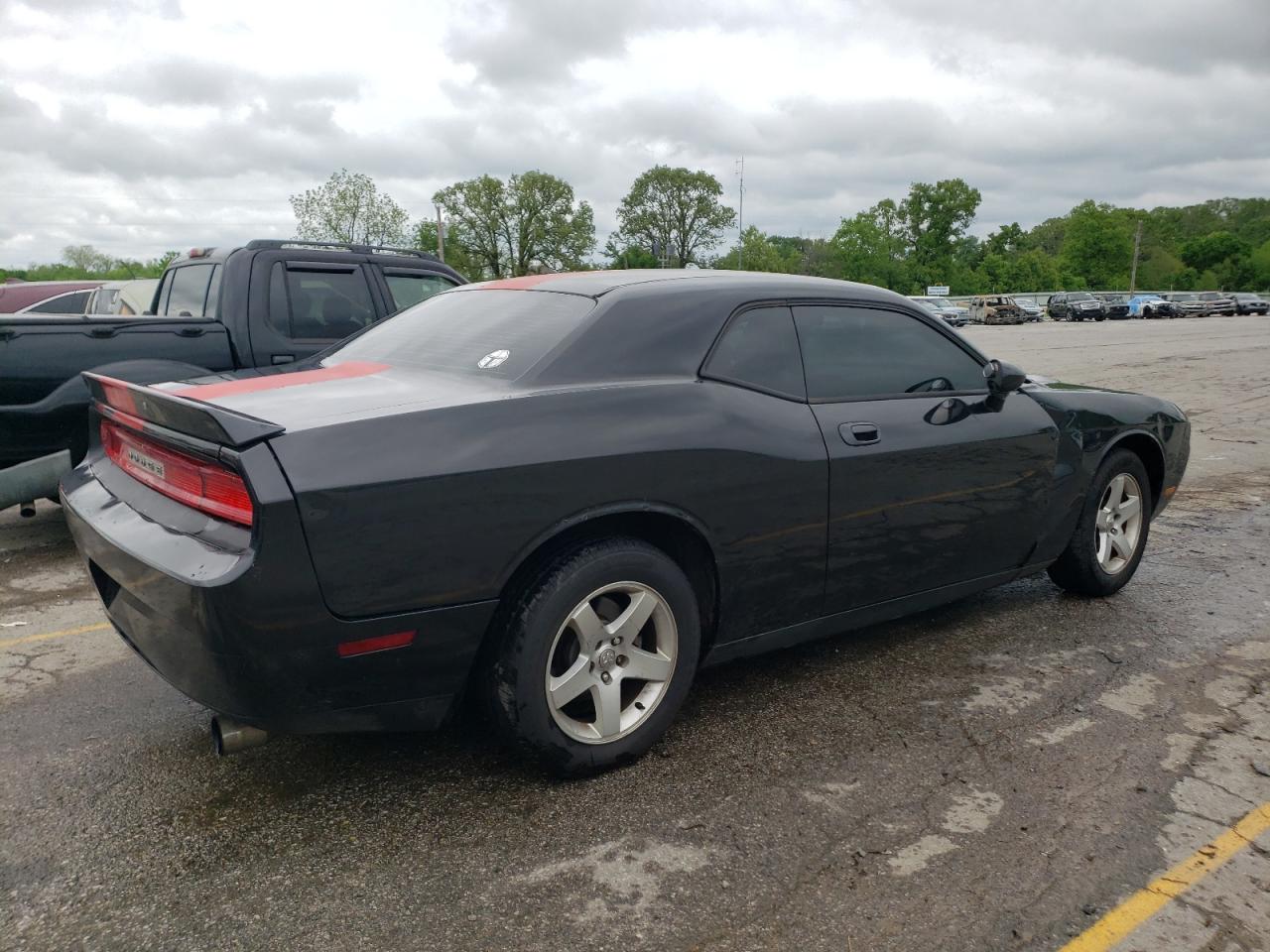 2B3LJ44V19H526848 2009 Dodge Challenger Se