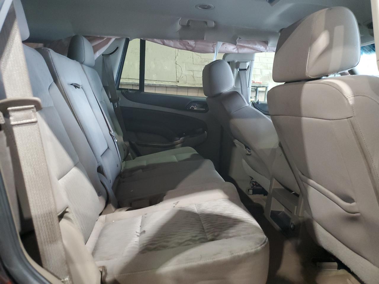 1GNSCAEC1GR300605 2016 Chevrolet Tahoe C1500 Ls