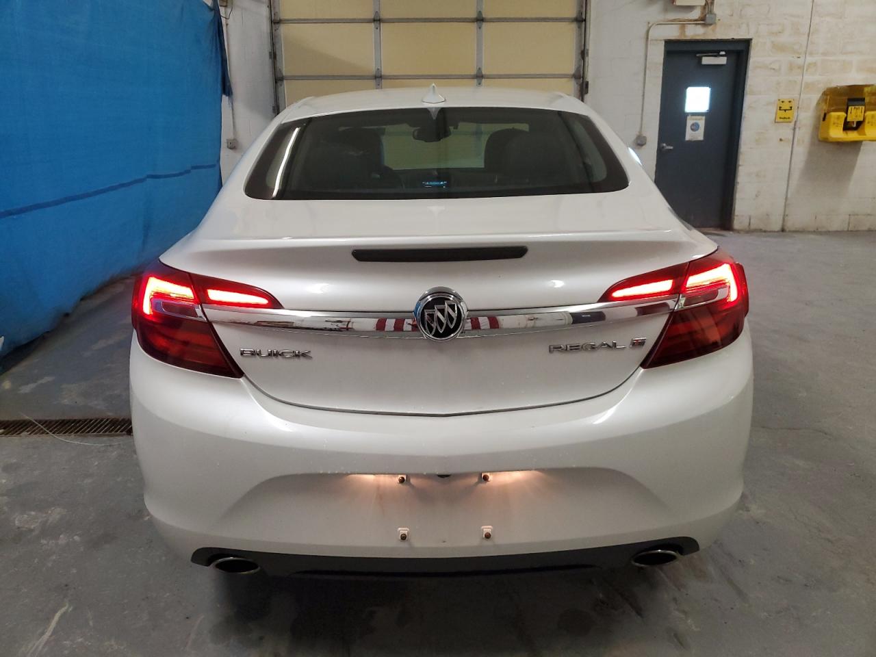 2G4GK5EX4G9113568 2016 Buick Regal