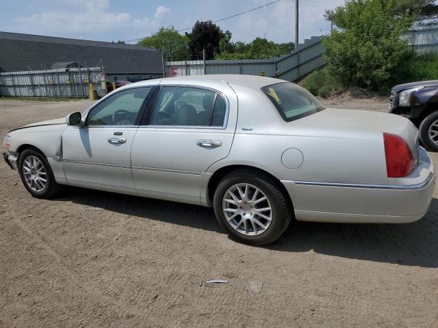 2004 Lincoln Town Car Ultimate VIN: 1LNHM83W64Y685517 Lot: 55272984