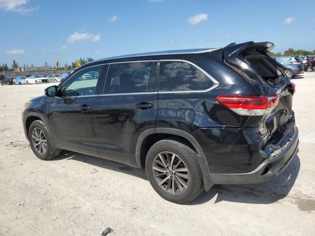 2018 Toyota Highlander Se VIN: 5TDJZRFH1JS557493 Lot: 55336704