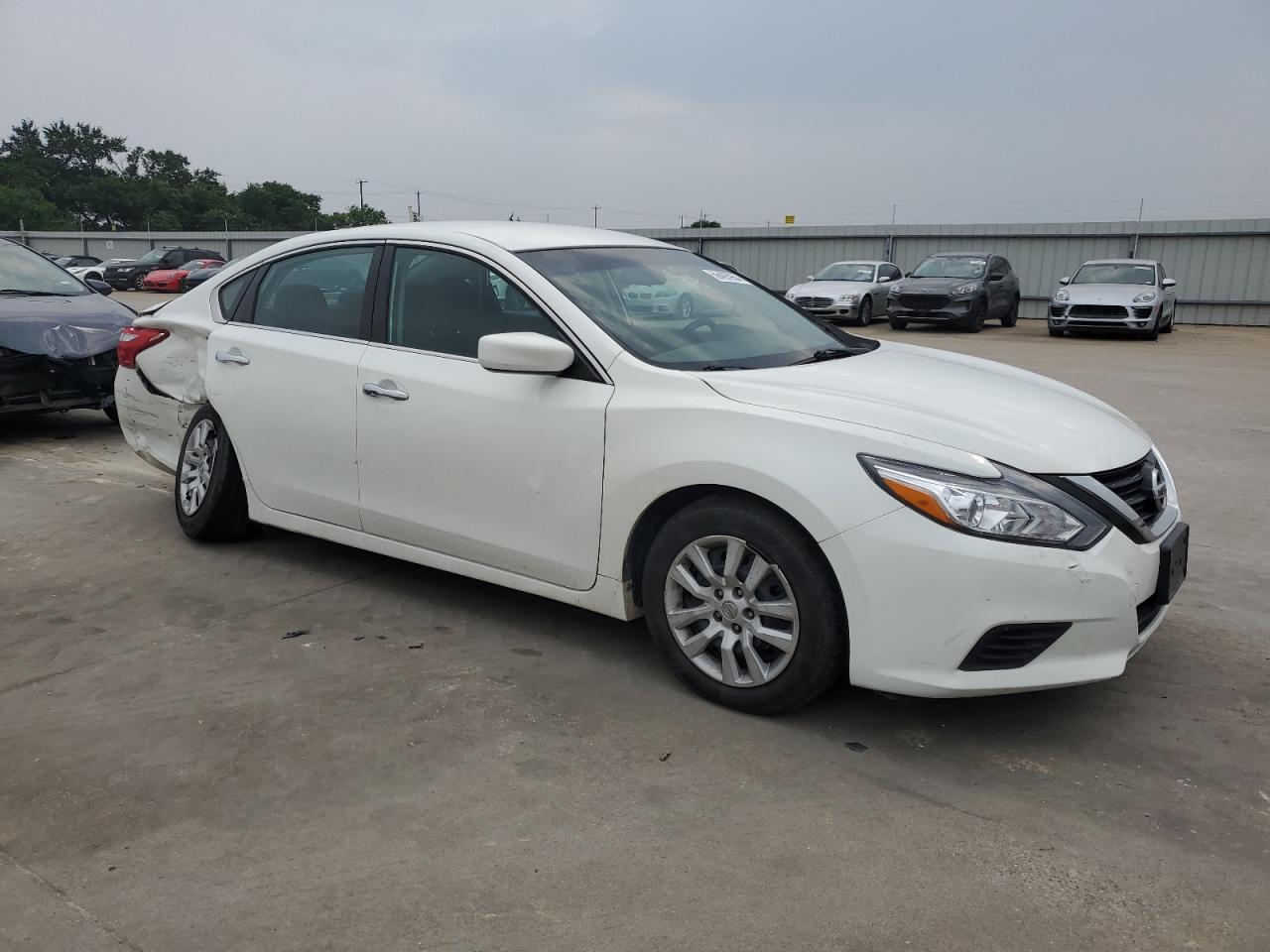 1N4AL3AP2HN328212 2017 Nissan Altima 2.5