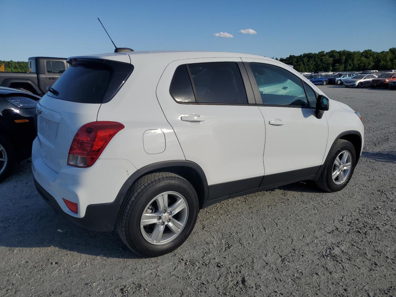 2020 Chevrolet Trax Ls vin: KL7CJNSB0LB321385