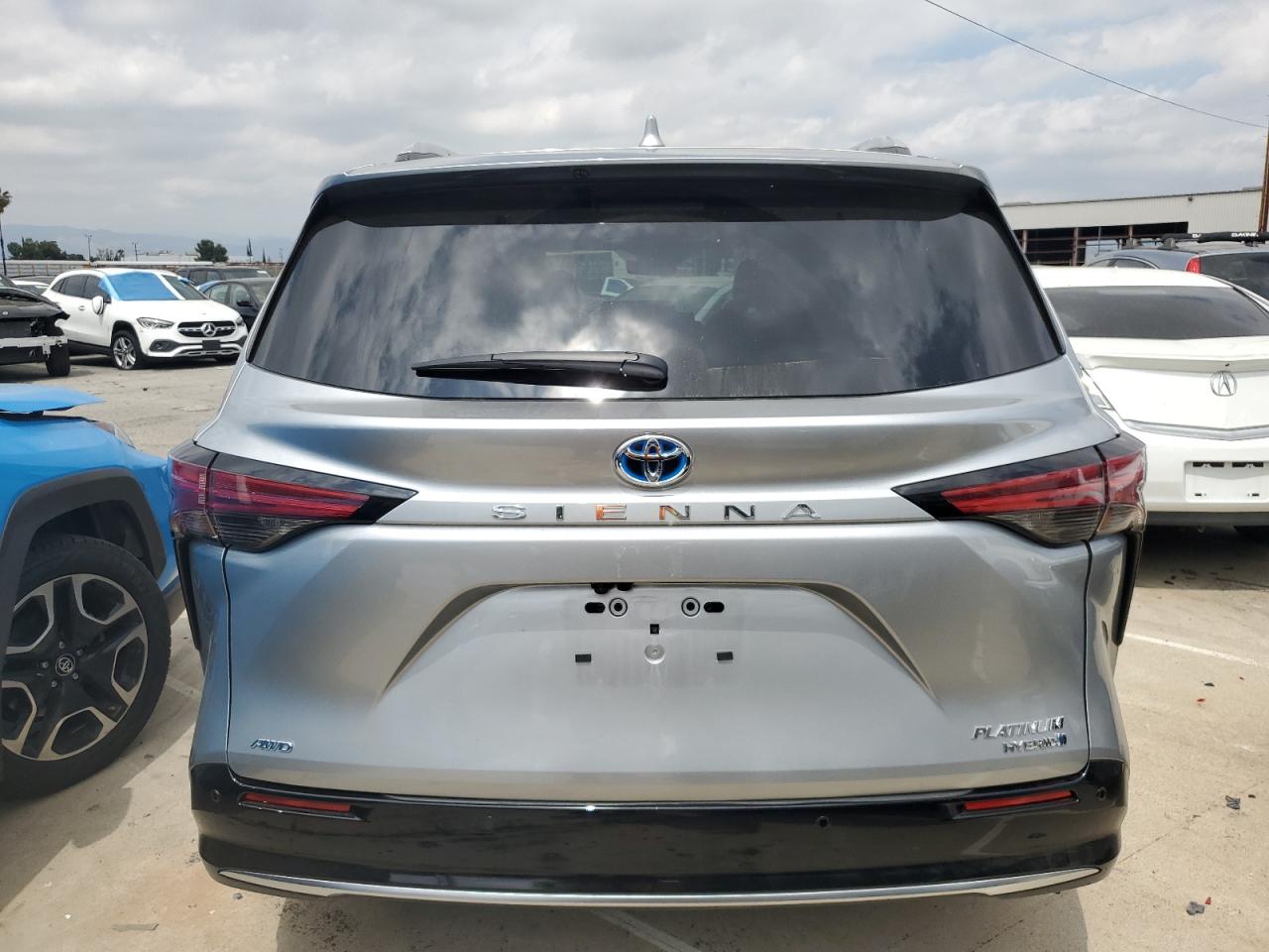 5TDESKFC0PS102466 2023 Toyota Sienna Limited