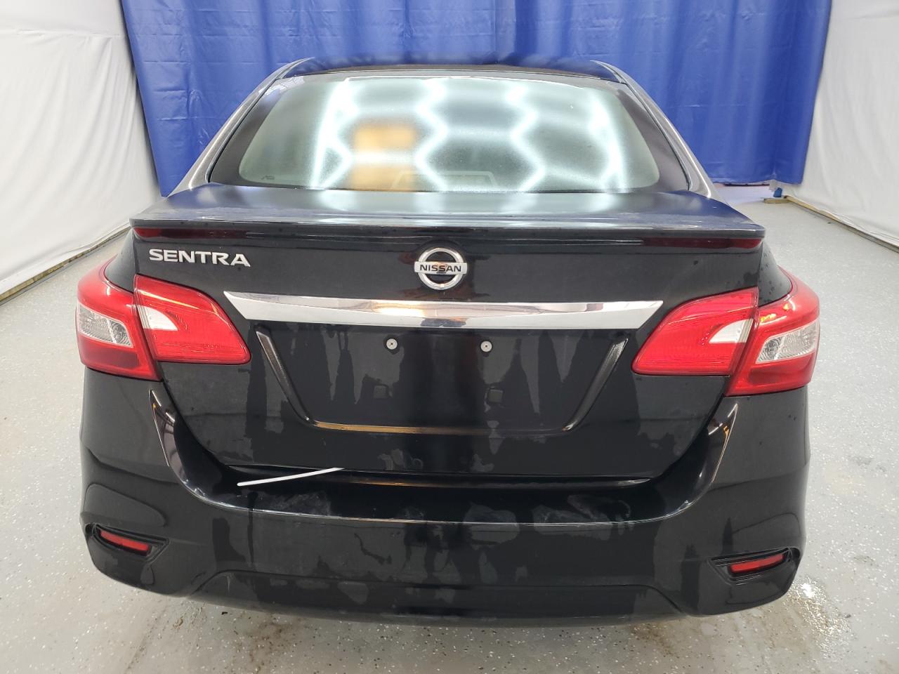 3N1AB7AP3JY275889 2018 Nissan Sentra S