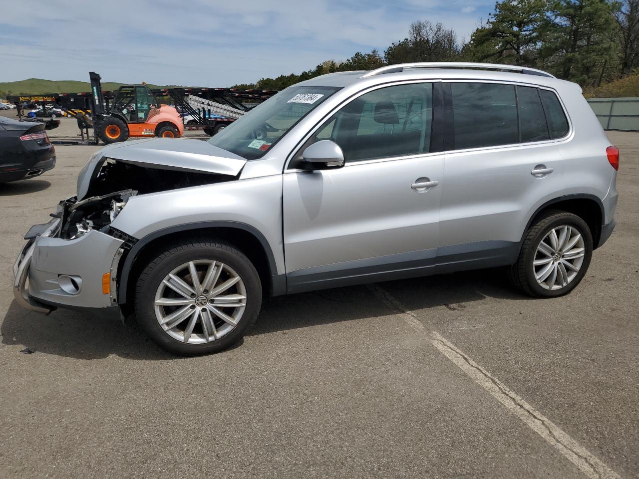 WVGBV7AX5BW537697 2011 Volkswagen Tiguan S